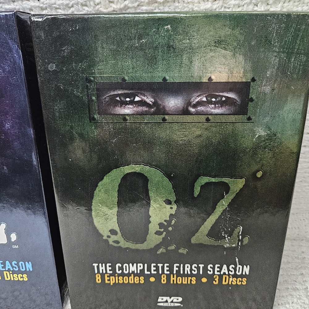 OZ FIRST & SECOND COMPLETE SEASON (16 Episodes-16 Hours-6 Discs) HBO BOX SETS - Picture 6 of 11